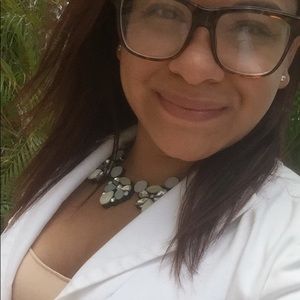 Meet your Posher, Andrea